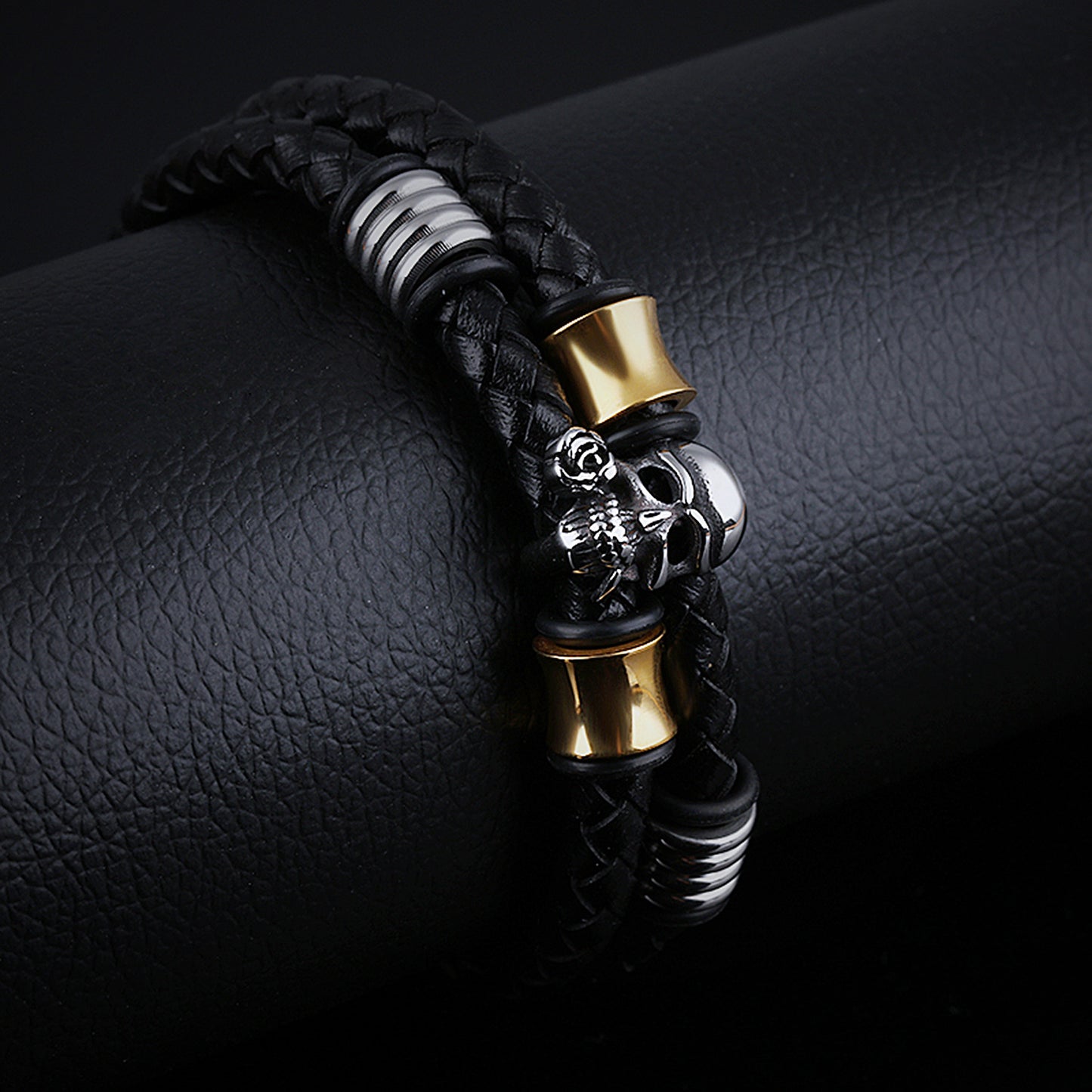 Lederarmband Skull mit Edelstahl und 24K Gold Element